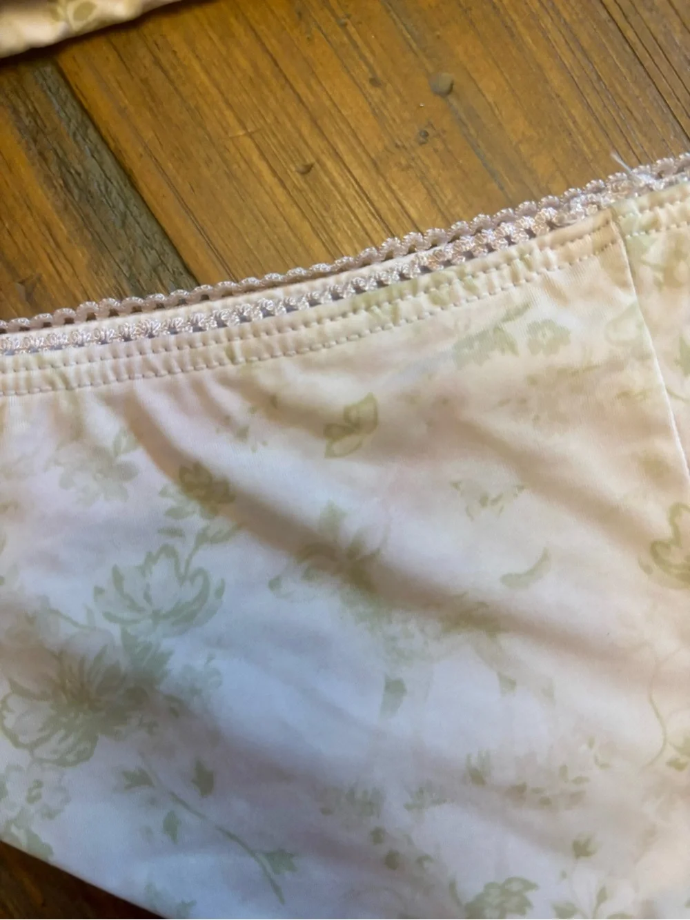 Frankie’s bikinis x Gigi HADID Fawn toile bikini set